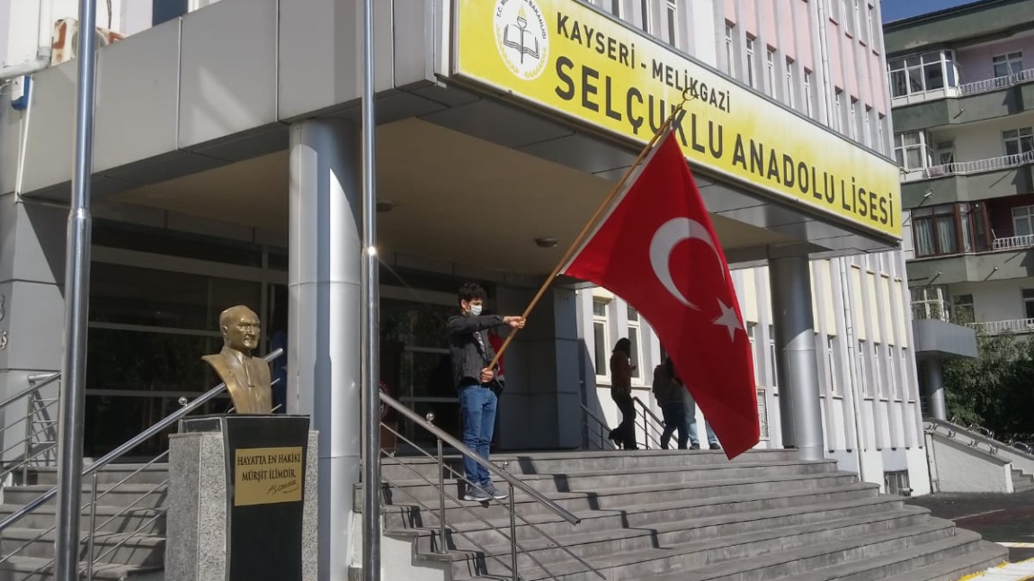 29 ekim cumhuriyet bayramimizi okulumuzda coskuyla kutladik selcuklu anadolu lisesi